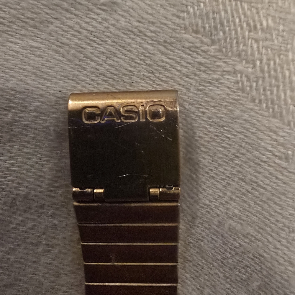 Casio Vintage Calculator Digital Watch - Picture 3 of 8